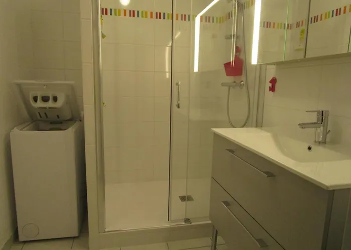 Apartmán Avec Garage A 2 Min De La Plage, Balcon, Wifi, Proche Commerces - Fr-1-197-188