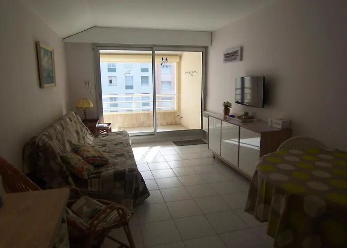 Avec Garage A 2 Min De La Plage, Balcon, Wifi, Proche Commerces - Fr-1-197-188 Apartmán