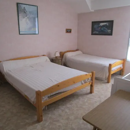 Avec Garage A 2 Min De La Plage, Balcon, Wifi, Proche Commerces - Fr-1-197-188 Apartment